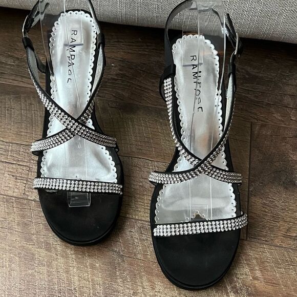 Black Satin & jeweled strap heals by Rampage Sz 9.5 nearly new! - Picture 4 of 16